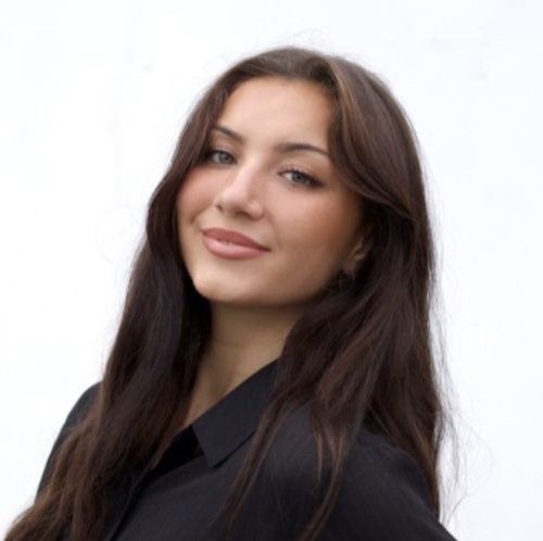 Brianna Halladay headshot